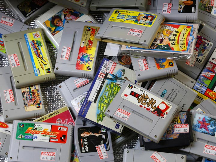 Pile of Japanese Super Famicom game cartridges