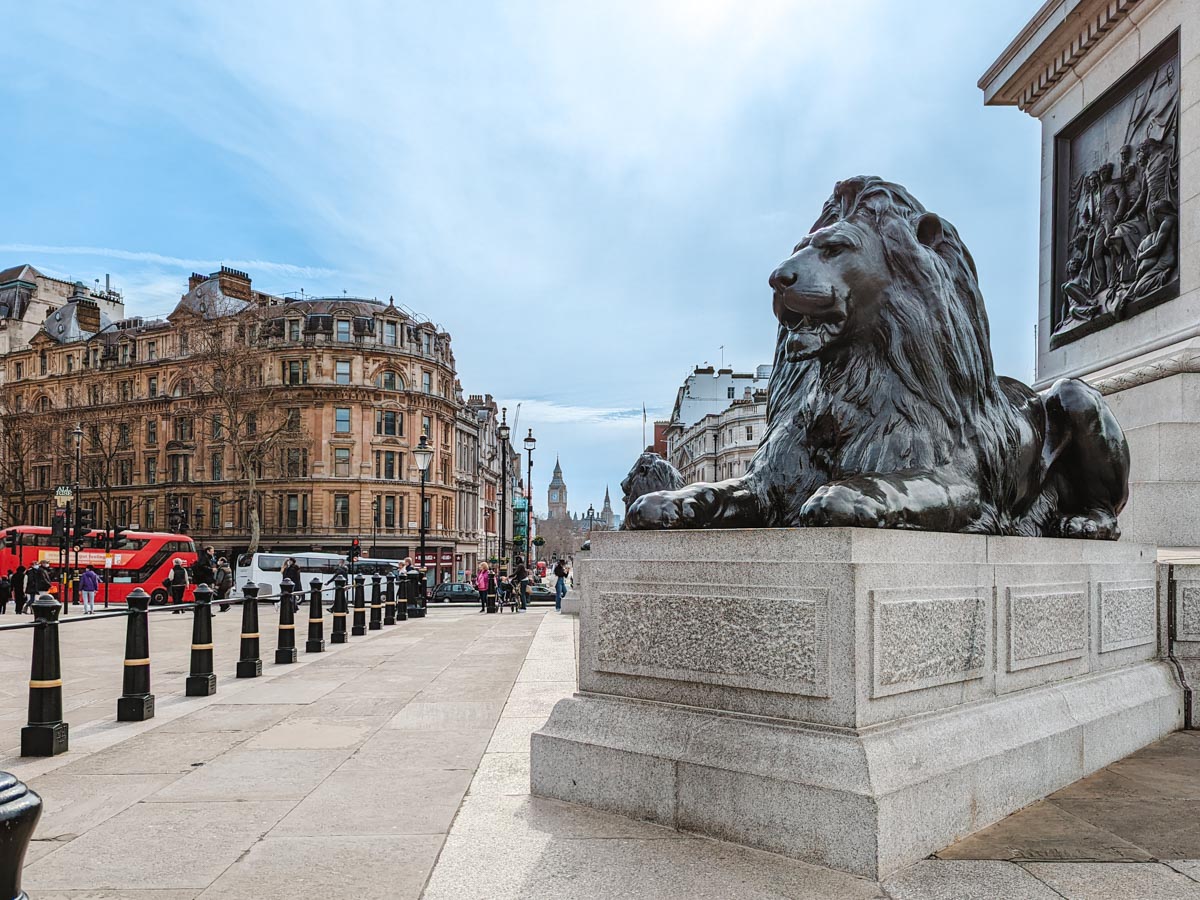 2023 Private Walking Tour of the Victoria and Albert Museum