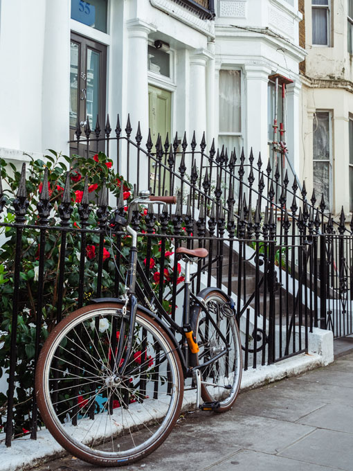 Vintage bicycle in London Notting Hill.