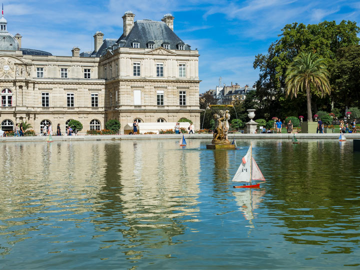 Playing with vintage toy sailboats in the fountain of Luxembourg Gardens is a unique thing to do in Paris.