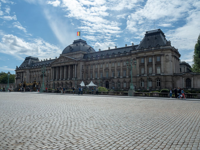 Front exterior of Brussels Royal Palace.