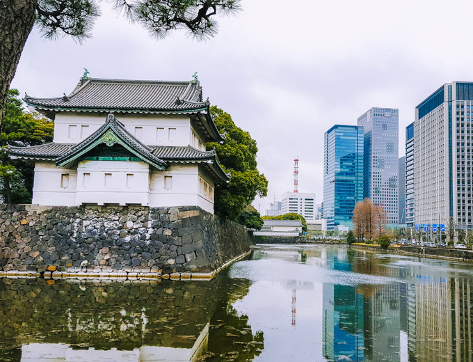 View of Tokyo Imperial Palace and city skyline.