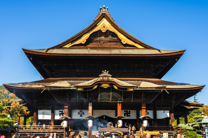 Zenkoji Temple, an essential place to see in Nagano.